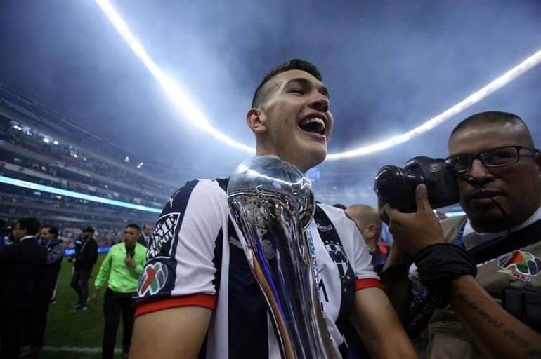 Rayados ganó su quinto título de Liga y los festejos en la cancha no se hicieron esperar.