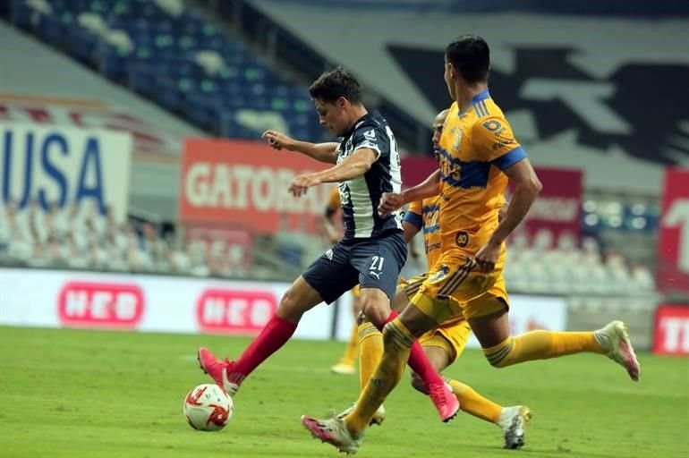 Más de las acciones en el Clásico 124 ganado por Tigres 2-0 a Rayados.