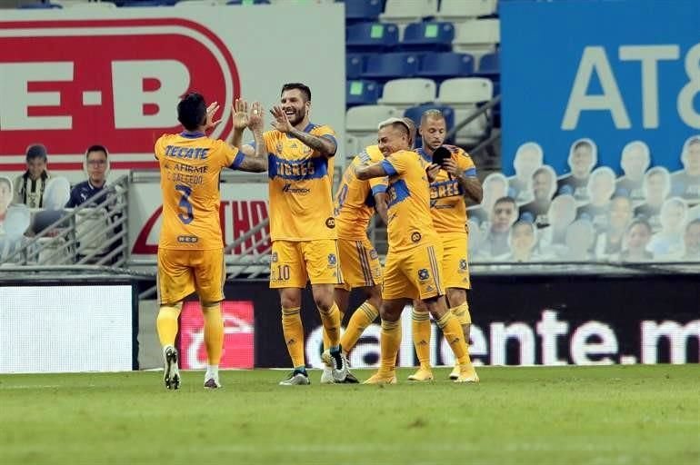 Más de las acciones en el Clásico 124 ganado por Tigres 2-0 a Rayados.