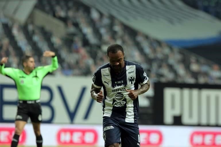 Más de las acciones en el Clásico 124 ganado por Tigres 2-0 a Rayados.