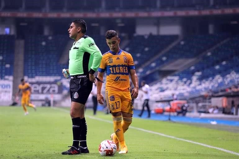 Más de las acciones en el Clásico 124 ganado por Tigres 2-0 a Rayados.