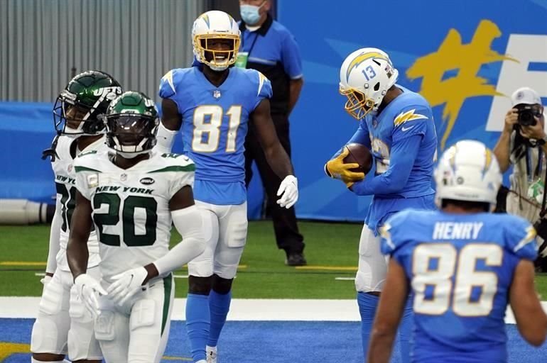 Keenan Allen (13) tuvo récord de franquicia con los Cargadores (3-7) en la victoria de Los Ángeles 34-28 sobre los Jets (0-10).