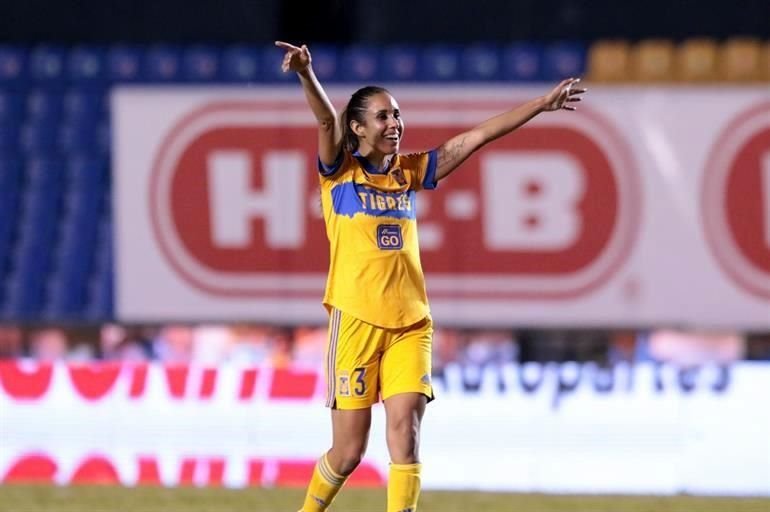 En el segundo tiempo, Tigres incrementó su ventaja con un golazo de Natalia Gómez Junco al 63'.