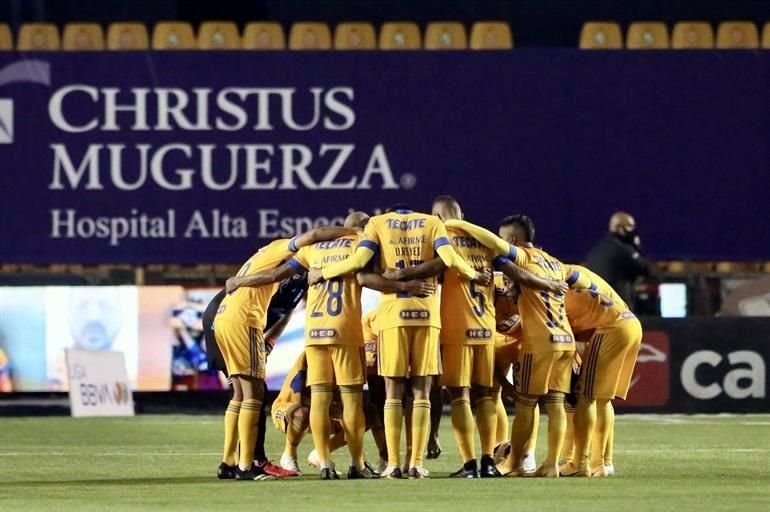 Las ausencias de Gignac y Carlos González obligaron al 'Tuca' a ajustar la alineación.