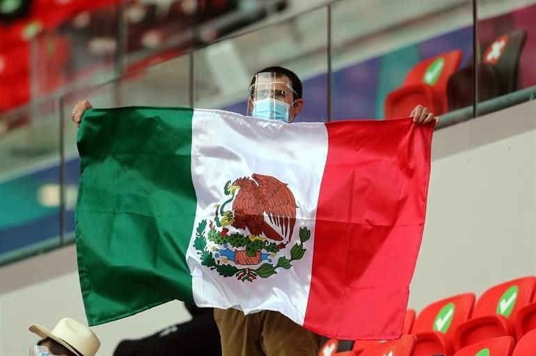 Durante el partido se escucharon por momentos gritos de '¡Tigres, Tigres!'.