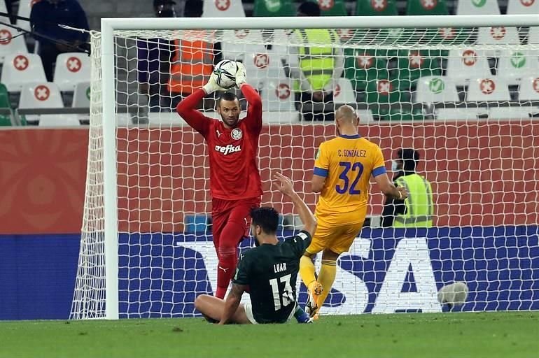 Antes de recibir el gol, Weverton, portero del Palmeiras, había sido la figura.