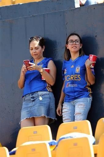 Repasa las imágenes del ambiente desde el Universitario. Tigres vs. Necaxa.