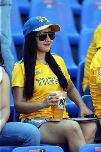 Repasa las imágenes del ambiente desde el Universitario. Tigres vs. Necaxa.