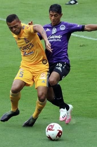 Rafael Carioca fue titular junto a Guido Pizarro.