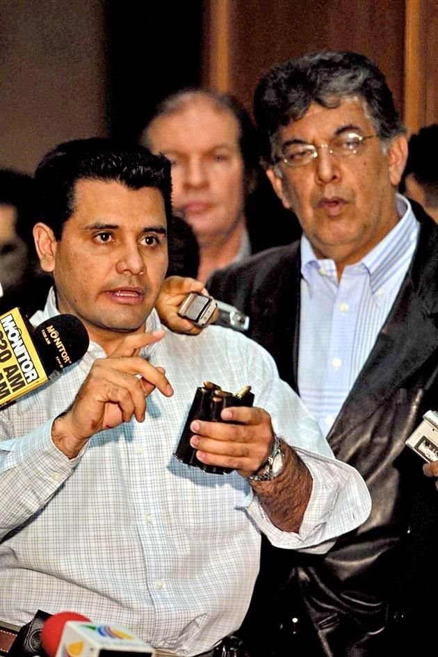 Manuel Moreno Rivas pas de ser escolta de Jos Murat a subsecretario de Operaciones en la Polica de Colima.