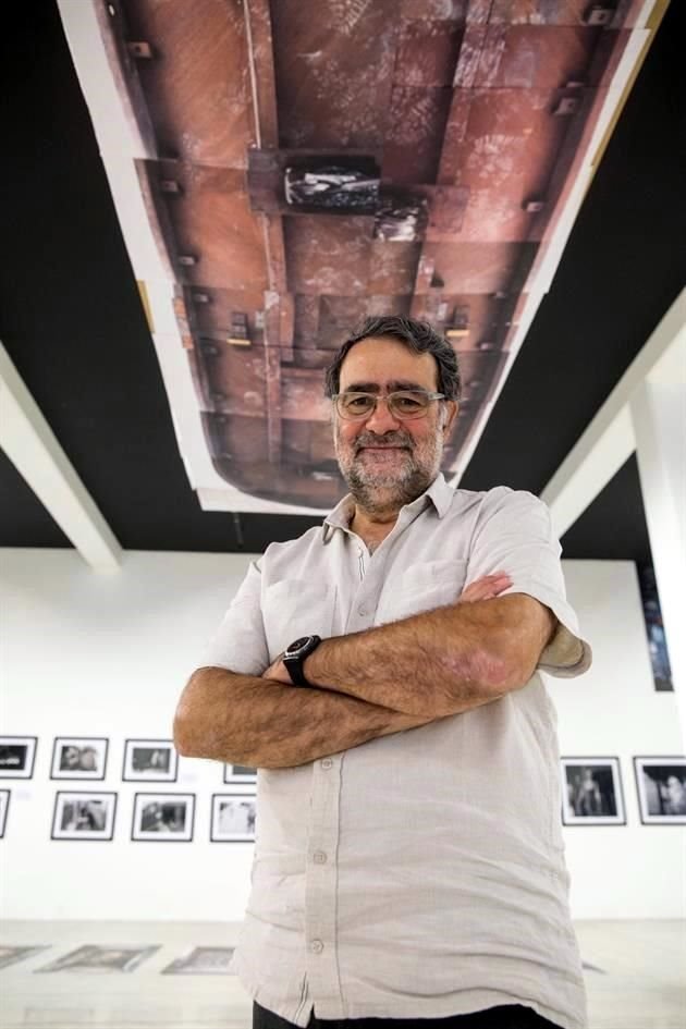 El fotógrafo catalán Joan Fontcuberta participó en el Coloquio Latinoamericano de Fotografía, en el Foto Museo Cuatro Caminos.