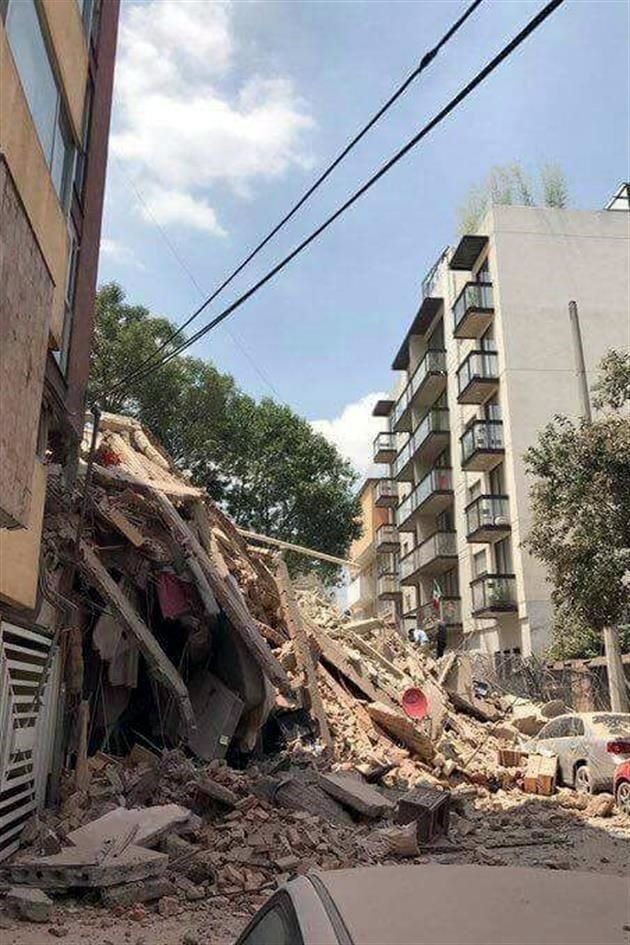 Edificios en la Ciudad de Mxico colapsaron.