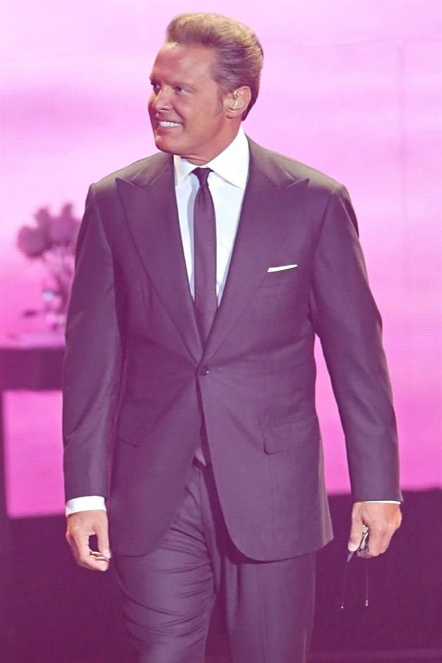 Según Carlos Bremer, Netflix ganó un millón más de suscripciones tan sólo en México gracias a 'Luis Miguel, La Serie'.