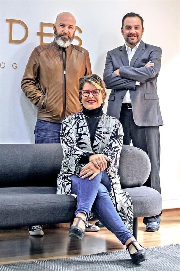Pablo Batlle, Miguel Mendoza y María Marchant.