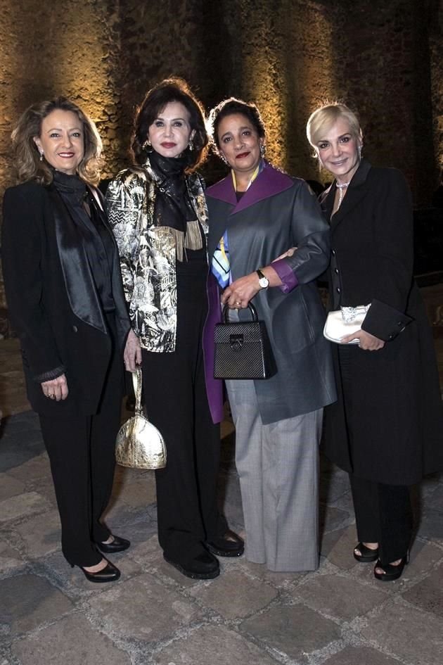 Carmen López-Portillo, Pepita Serrano, Alma Salem y Julia Abdala