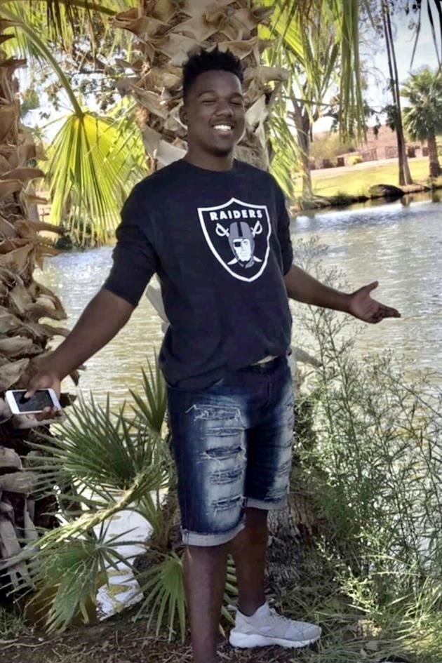 Zachariah Plunk, de 17 años, de Mesa, Arizona, murió tras comprar opioides a través de Snapchat.