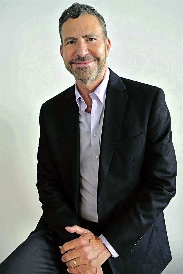 Jeff Sharlach, fundador de JeffreyGroup.