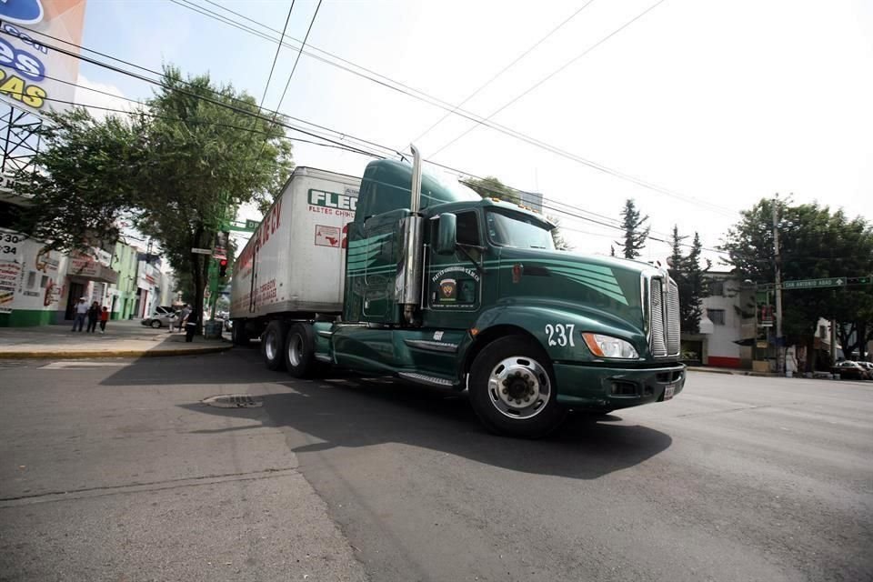 La ANPACT pidió que se aplace la fecha en la que se fabricarán únicamente camiones con tecnlogías que requieren diesel limpio.  