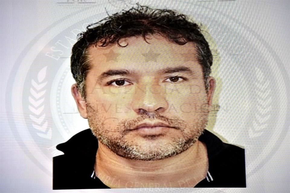 Sidronio Casarrubias, presunto líder de Guereros Unidos vinculado con el caso Iguala, fue absuelto del delito de delincuencia organizada.