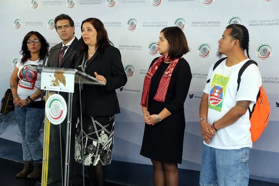 Especialistas del Colmex, el CIESAS y el senador Armando Ríos Piter discutieron en el Senado estrategias del Gobierno federal de apoyo a repatriados.