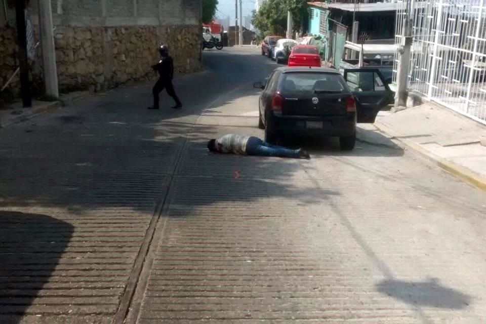 Apenas ayer, al menos diez personas fueron ejecutadas en distintas ciudades de la entidad, de acuerdo con informacin del vocero del Grupo de Coordinacin Guerrero.
