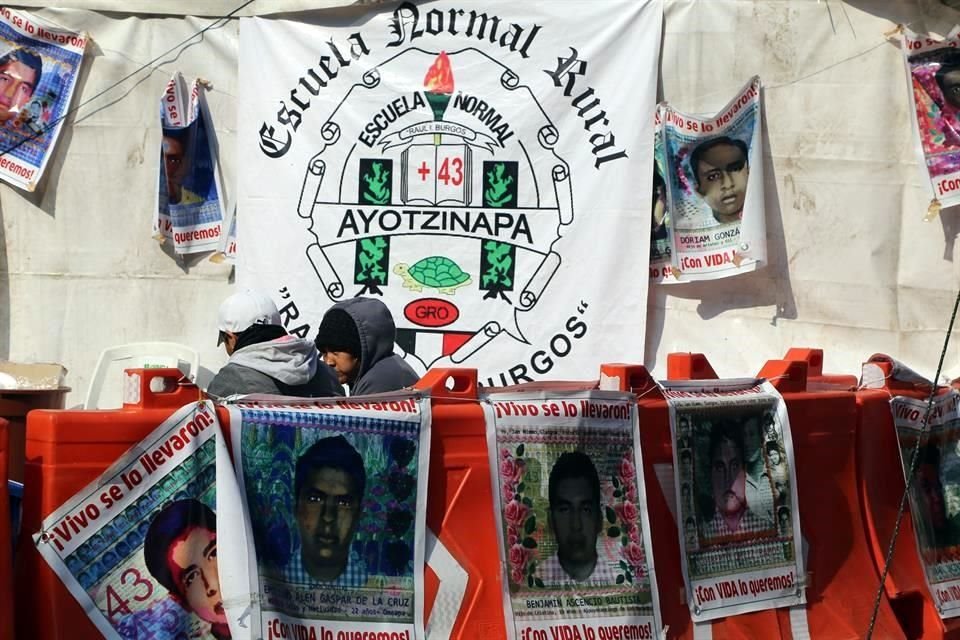La desaparicin en Iguala de 2014 se refiere a un horrible episodio en el que 43 estudiantes del Colegio de Maestros de Ayotzinapa fueron desaparecidos.