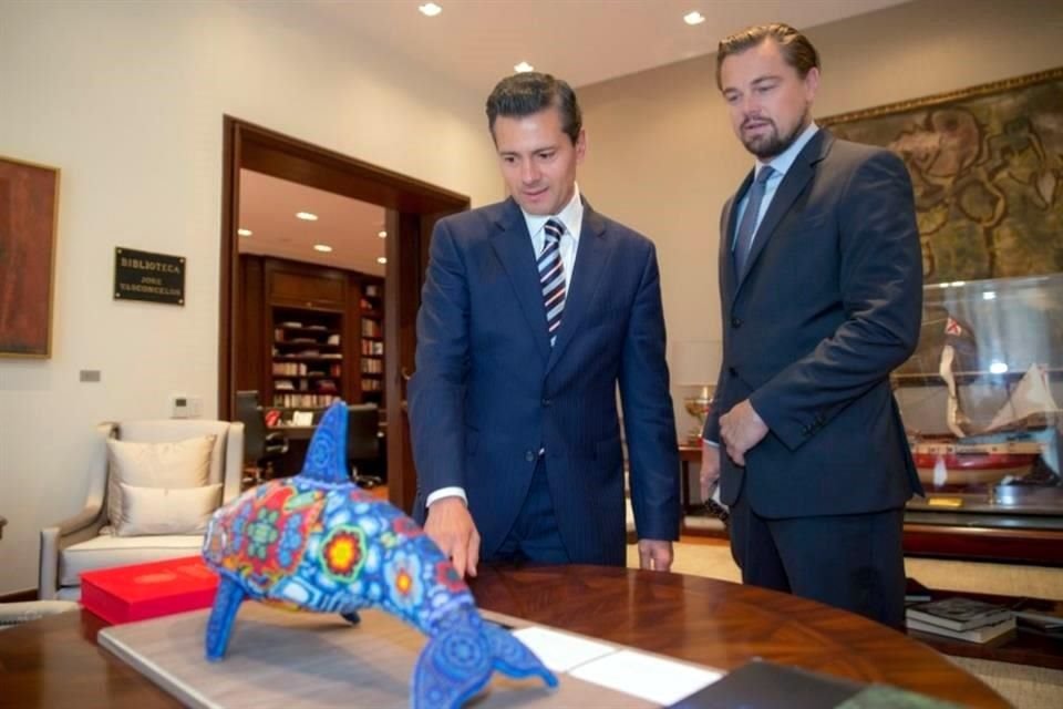 El Presidente Enrique Peña Nieto recibe al actor Leonardo DiCaprio en Los Pinos para, junto con Carlos Slim, hablar de la conservación de la vaquita marina.
