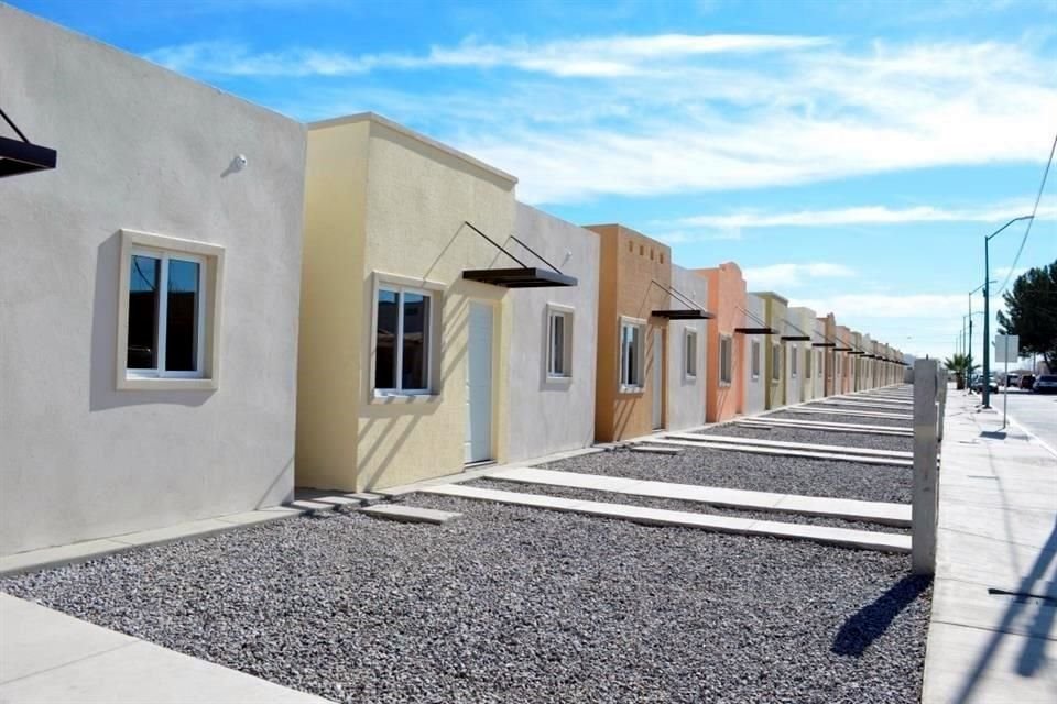 Los constructores redujeron en 42 por ciento anual los proyectos de edificación de casas de interés social.