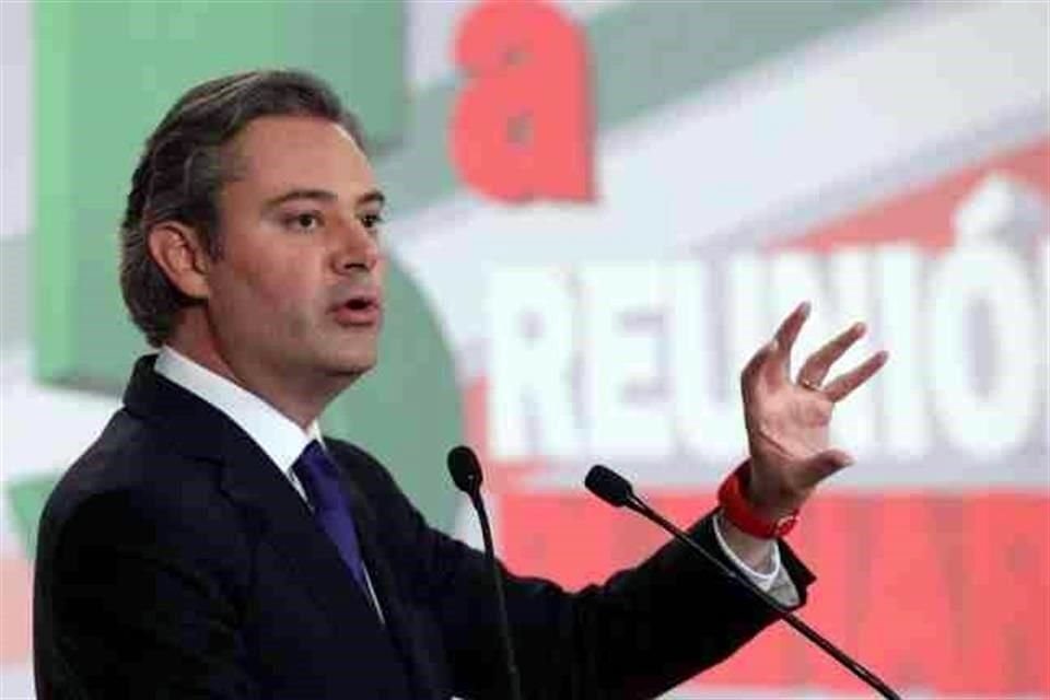 Aurelio Nuño confirmó la suspensión de clases en todos los niveles educativos hasta nuevo aviso tras el sismo de magnitud 7.1, registrado a las 13:14 horas.