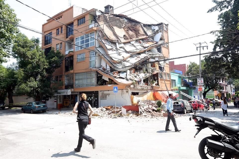 El edificio de Ycatas qued prcticamente destruido. 