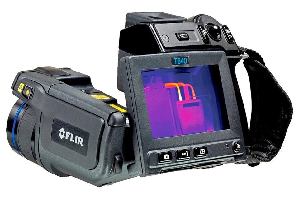 La cámara de calor FLIR T640 muestra fotografías termales de 640 por 480 pixeles, tiene conexión WiFi y GPS, y mide temperaturas de hasta 2000 grados centígrados.