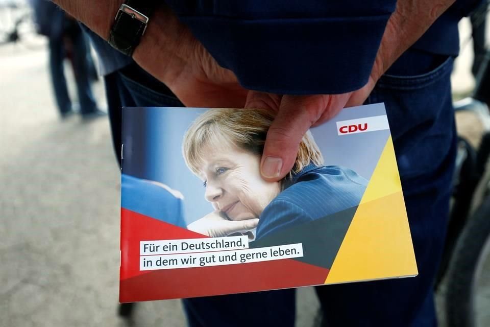 La 'política de puertas abiertas' de la actual Canciller alemana le ha restado simpatizantes para un cuarto mandato consecutivo.