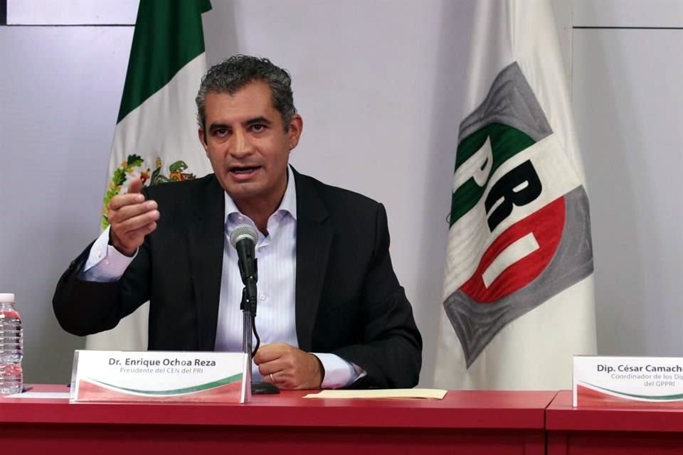 El dirigente nacional del PRI, Enrique Ochoa, anunció en días pasados la intención del tricolor de renunciar a 258 mdp de sus partida presupuestal.