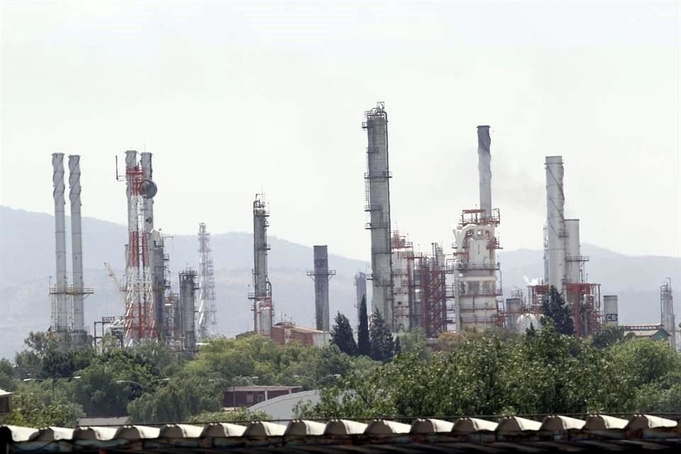 De acuerdo con Reuters, la refinería de Tula ha estado parada desde finales de septiembre.