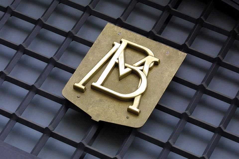 Banxico dejó el jueves su tasa de interés clave en 4 por ciento.