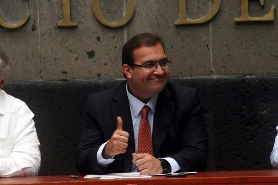 El ex Gobernador veracruzano Javier Duarte pagó al menos 371 millones de pesos a 16 empresas que forman parte de la red fantasma con la que simulaba licitaciones y realizaba desvíos.