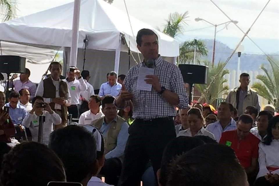 Pea Nieto afirm que, aunque pareciera que ya no hay labor que hacer, el Gobierno an est trabajando en las localidades daadas.