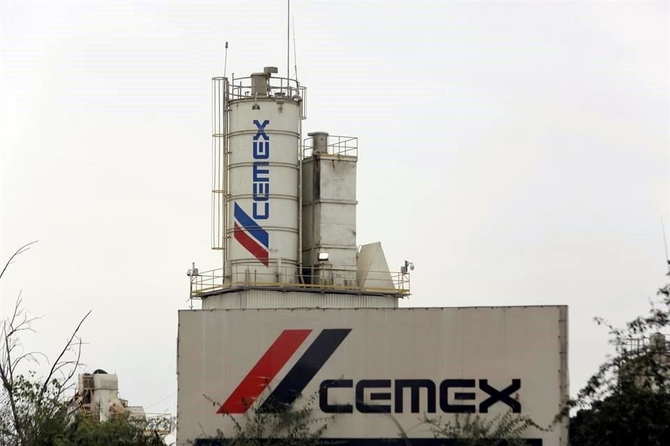 La electricidad generada con el parque solar será para venta a privados y consumo de Cemex.