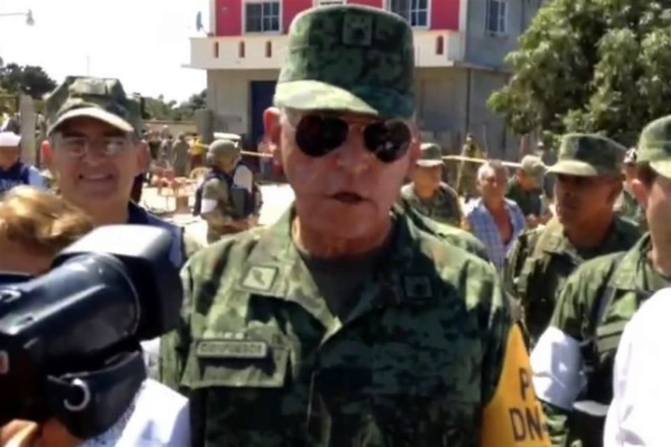 El Secretario de la Defensa acudió a Jamiltepec.