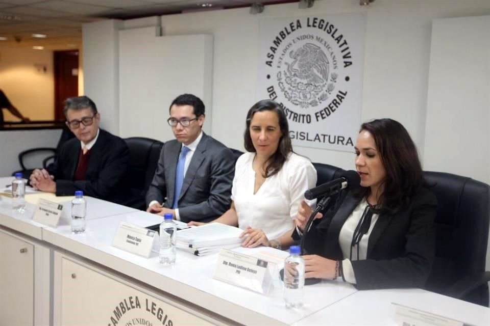 Mónica Tapia, directora de Ruta Cívica señala las propuestas ciudadanas que surgen a partir de emergencias como el 19S y la actual contingencia.