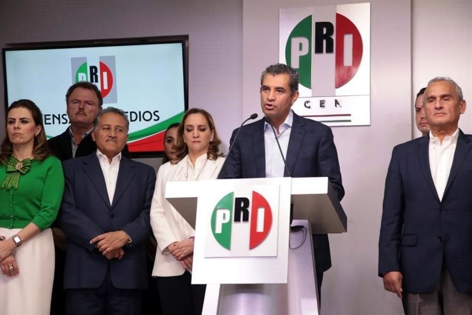 El CEN del PRI inform que en Baja California la candidata a senadora ser Juana Laura Prez Floreano; en Guanajuato, Jos Gerardo Zavala Procell, y en Oaxaca, Sofa Castro Ros.