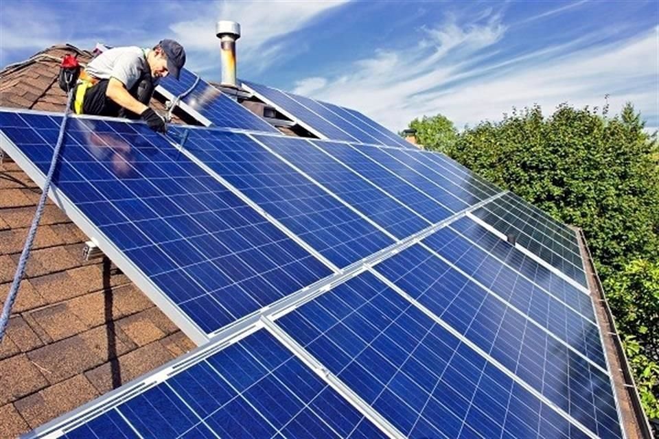 Se verán afectados los usuarios que estén realizando la instalación de un sistema fotovoltaico.