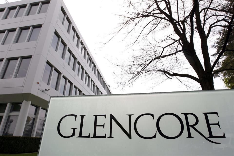 Glencore accedió a información de Pemex de manera ilegal que usó para beneficiarse en la comercialización de combustible búnker,
