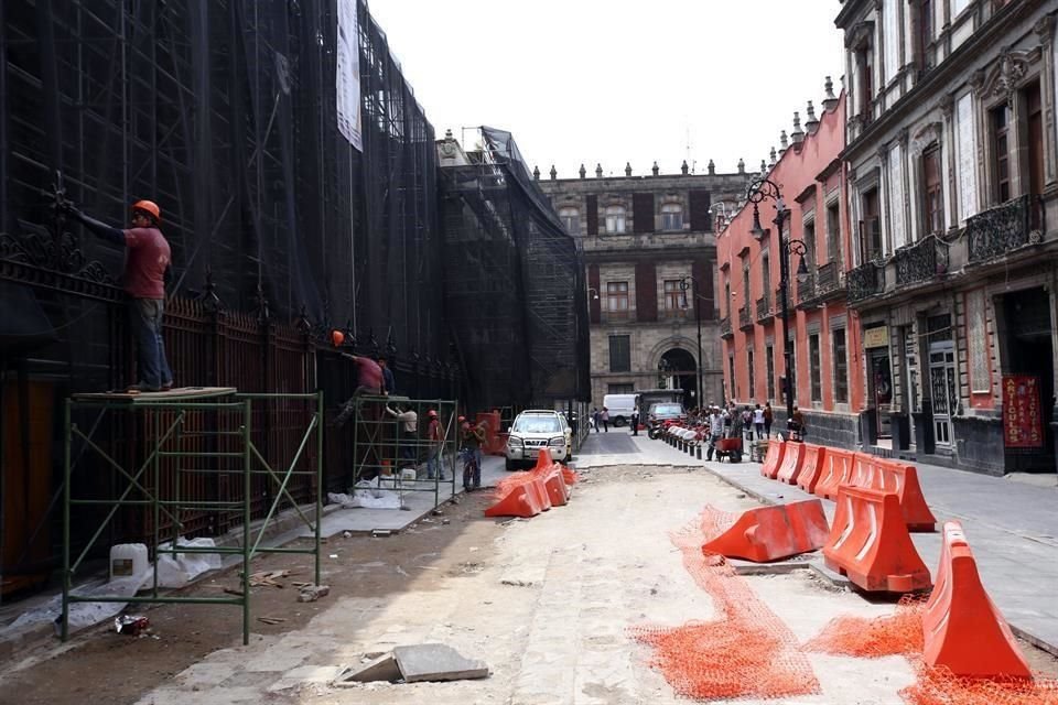 La calle de Guatemala y Licenciado Verdad, en el Centro Histórico, será un nuevo corredor peatonal; además renovaron inmuebles.