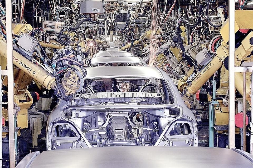 Empresas aseguran que prepararon protocolos sanitarios para arrancar ya.