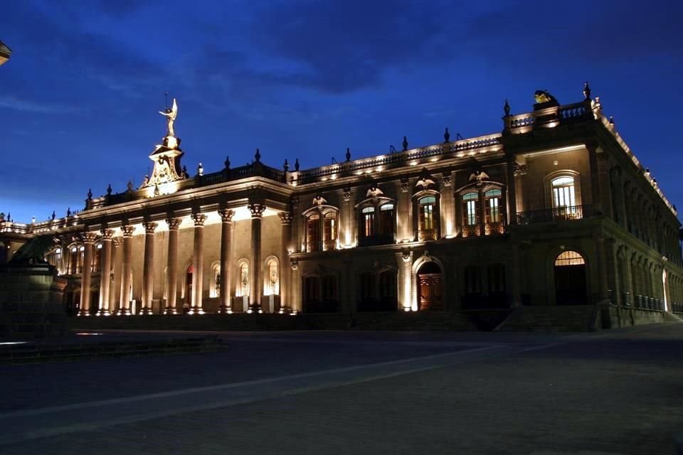 El Palacio de Gobierno se desarrolló entre 1895 y 1907.