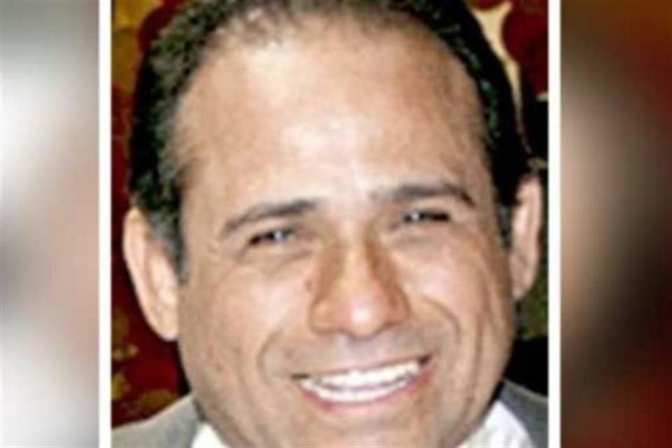 REFORMA publicó el lunes 21 el reporte sobre la cancelación de un adeudo fiscal de 92 millones a una empresa de 'El Mono' Muñoz y también a Leadman Trade.