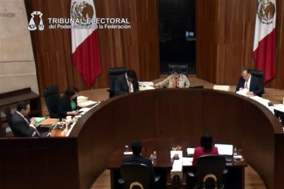 El proyecto del Magistrado José Luis Vargas ordena que se protejan los paquetes electorales para que sea el Tribunal quien realice el recuento de los votos emitidos el pasado 1 de julio.