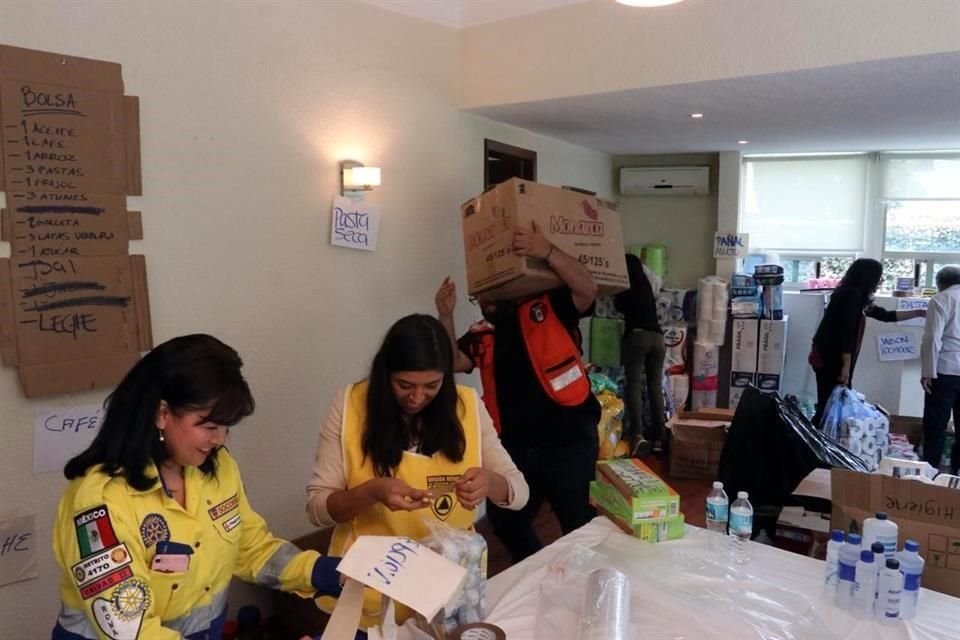 Un centro de acopio para recibir ayuda para afectados por lluvias en Sinaloa fue abierto en la representación del estado en CDMX.