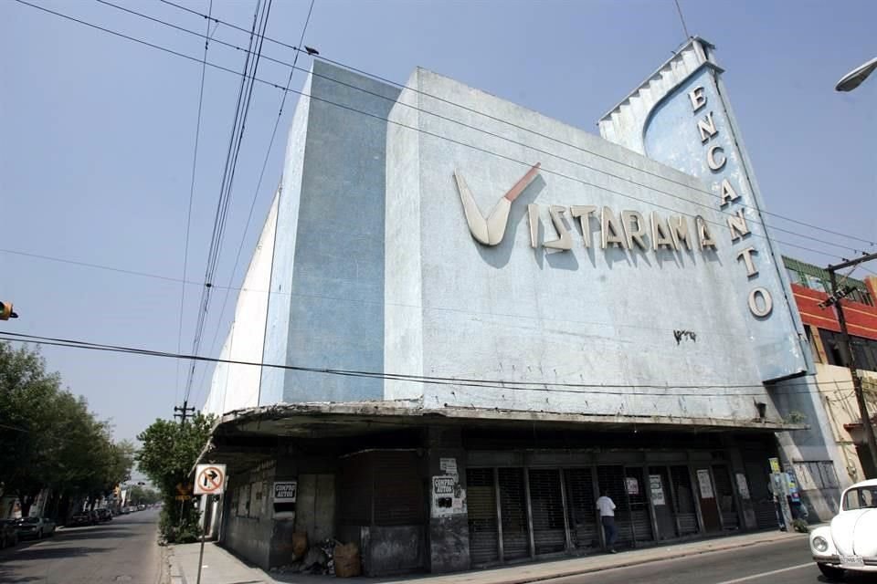 El Cine Encanto se inauguró en 1942.